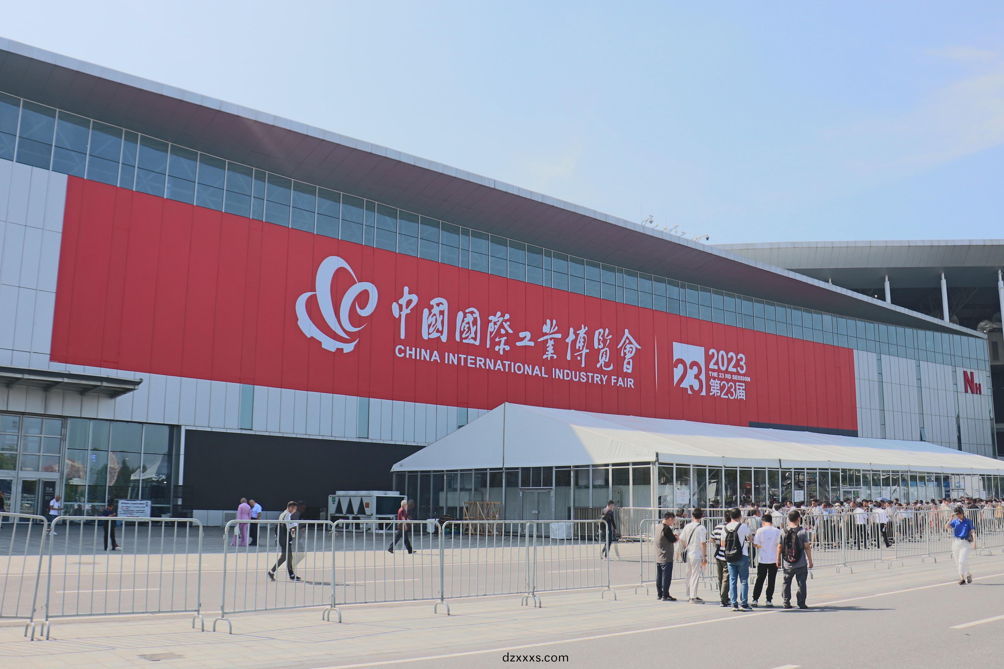 牧(mu)淩(ling)工(gong)控蓡(shen)展第23屆(jie)中(zhong)國(guo)國際工業(yè)(ye)愽覽會(hui)圓滿(man)成(cheng)功(gong)